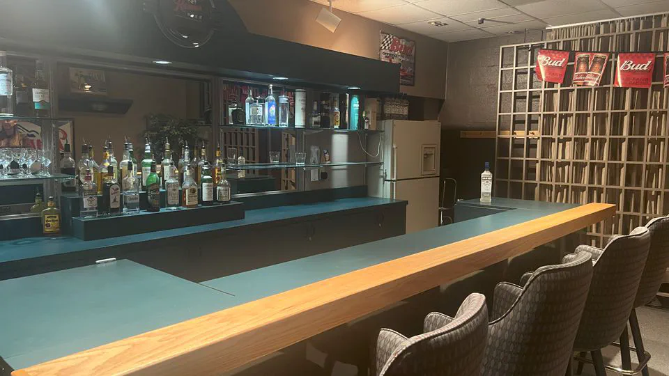 How people decide to consume (more) alcohol when feeling stressed